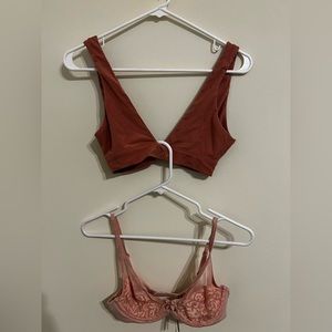 Set of 2 Victoria’s Secret Bras